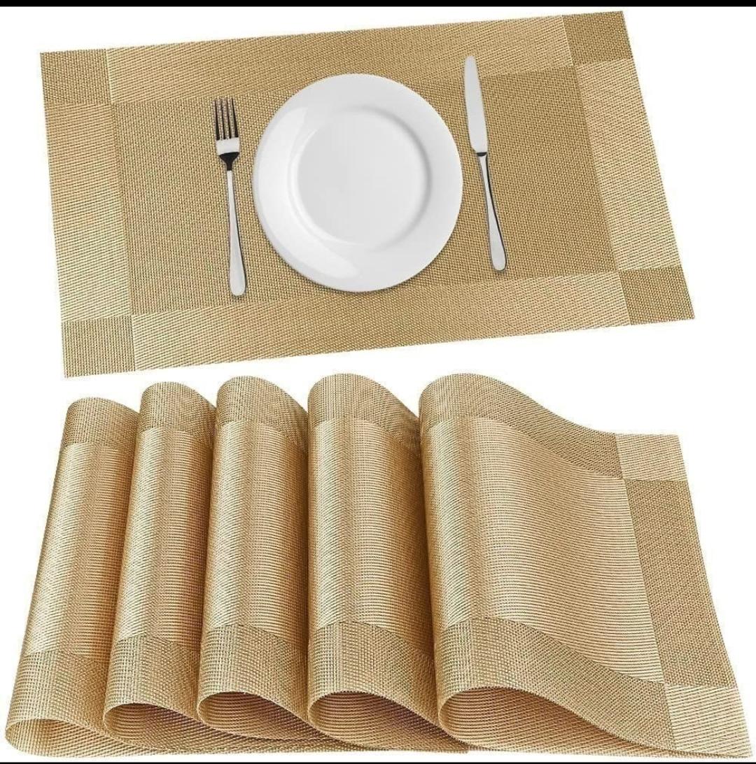 DINING TABLE MAT / PLACE MAT